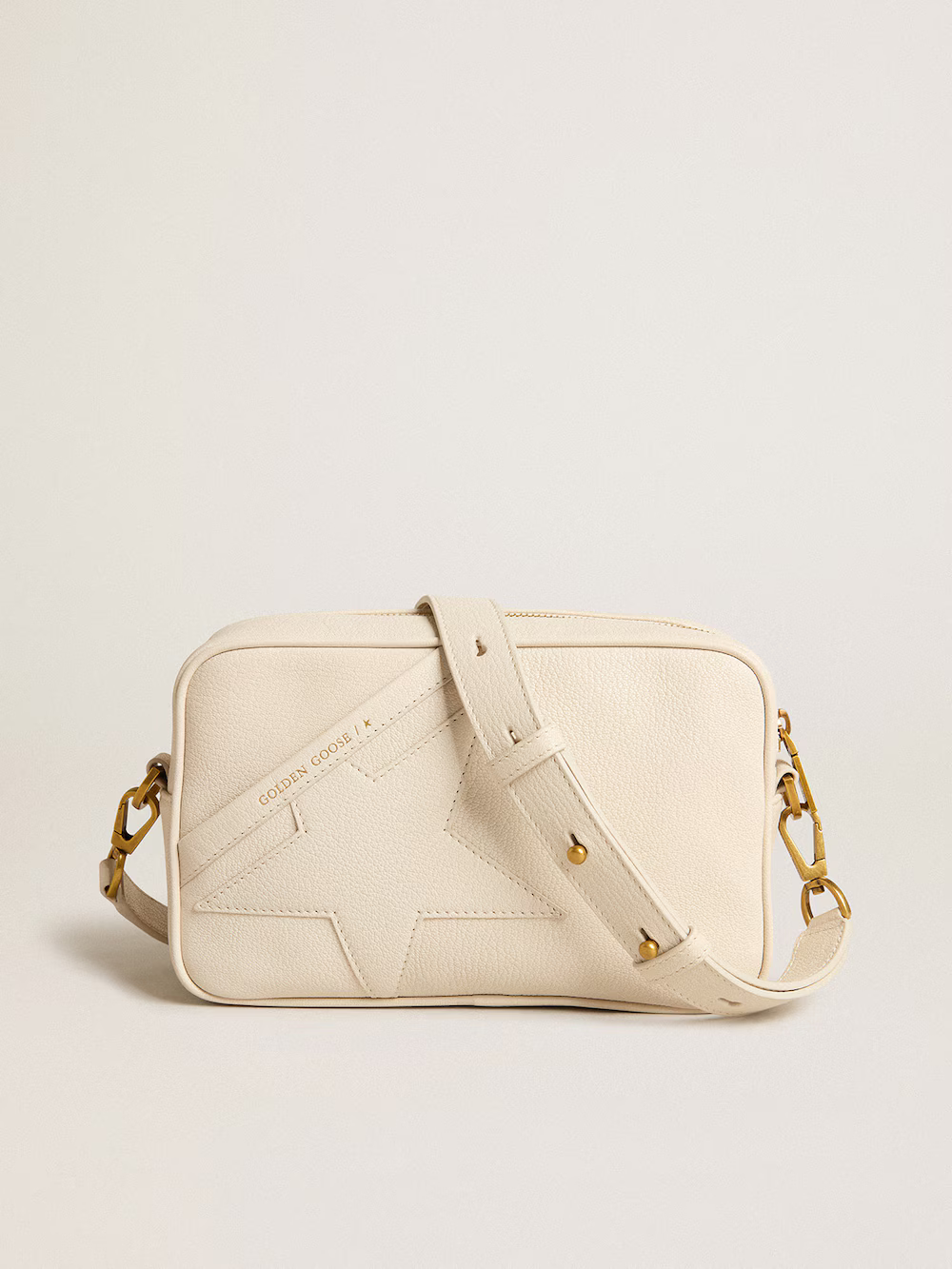 Women‘s Star Bag in butter-colored leather