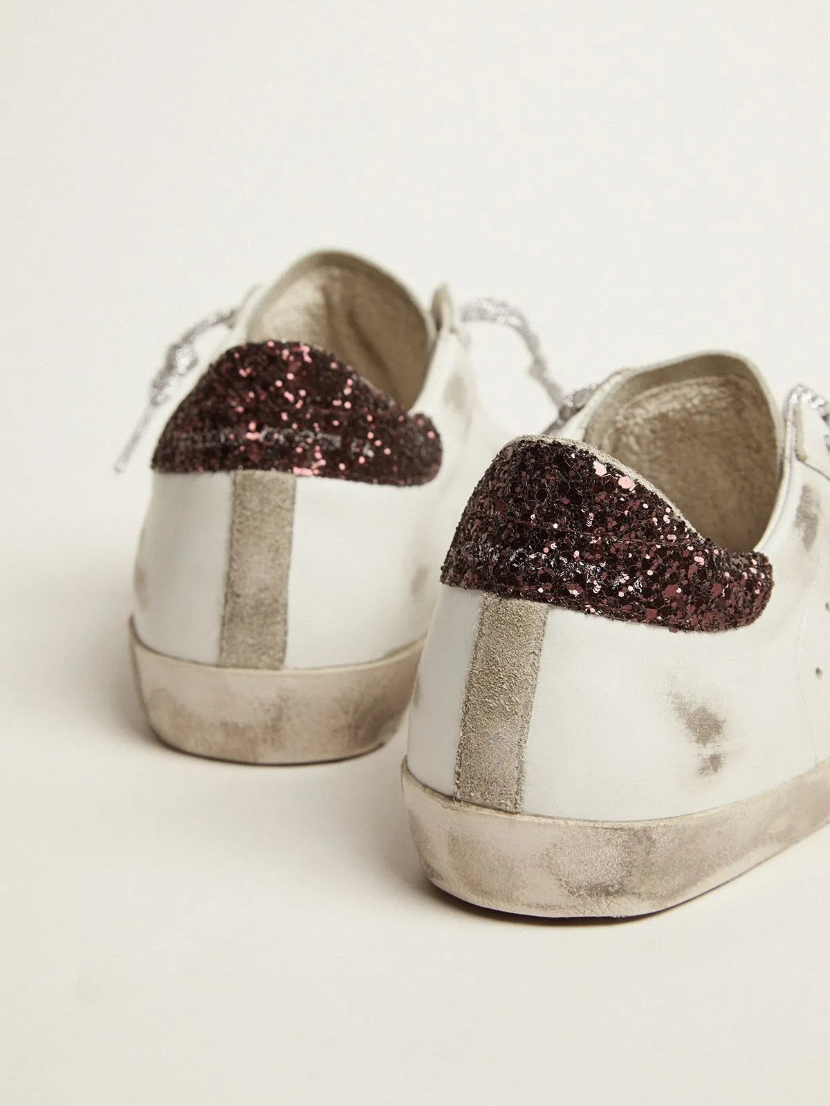 Super-Star sneakers with brown glitter heel tab and pink crackled leather star